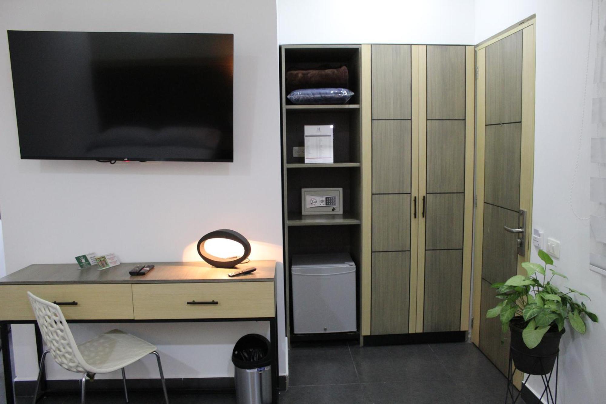 Hotel Merlott Lleras 메딜린 외부 사진
